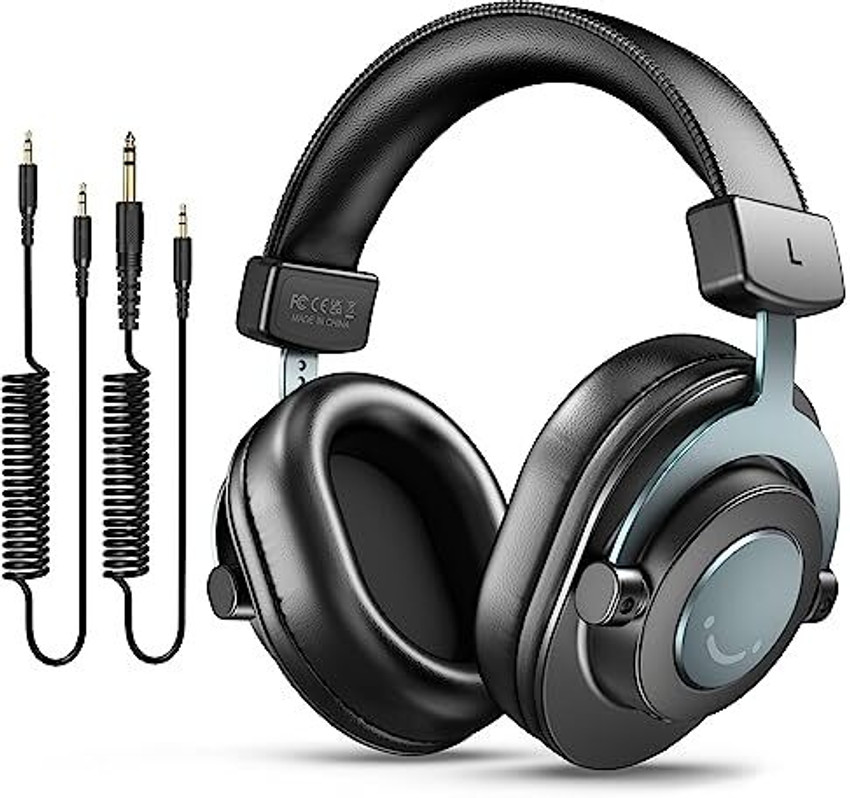 Gaming store monitor headset