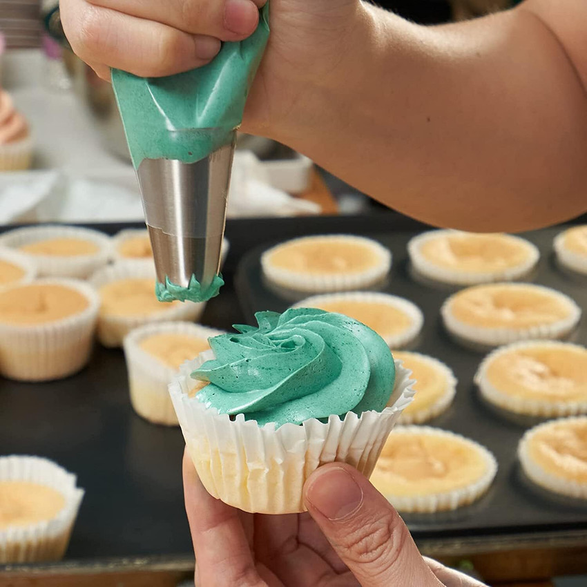 lukzer Set of 12Pc Cake Decorating Nozzles Set Stainless Steel