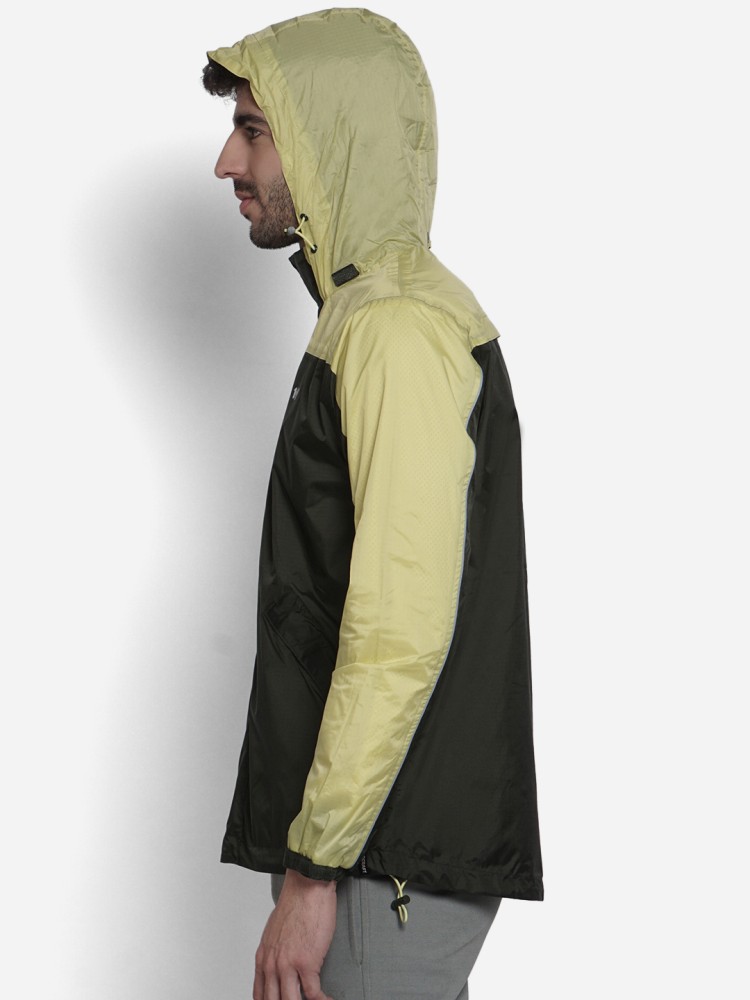 Wildcraft hotsell mountain jacket