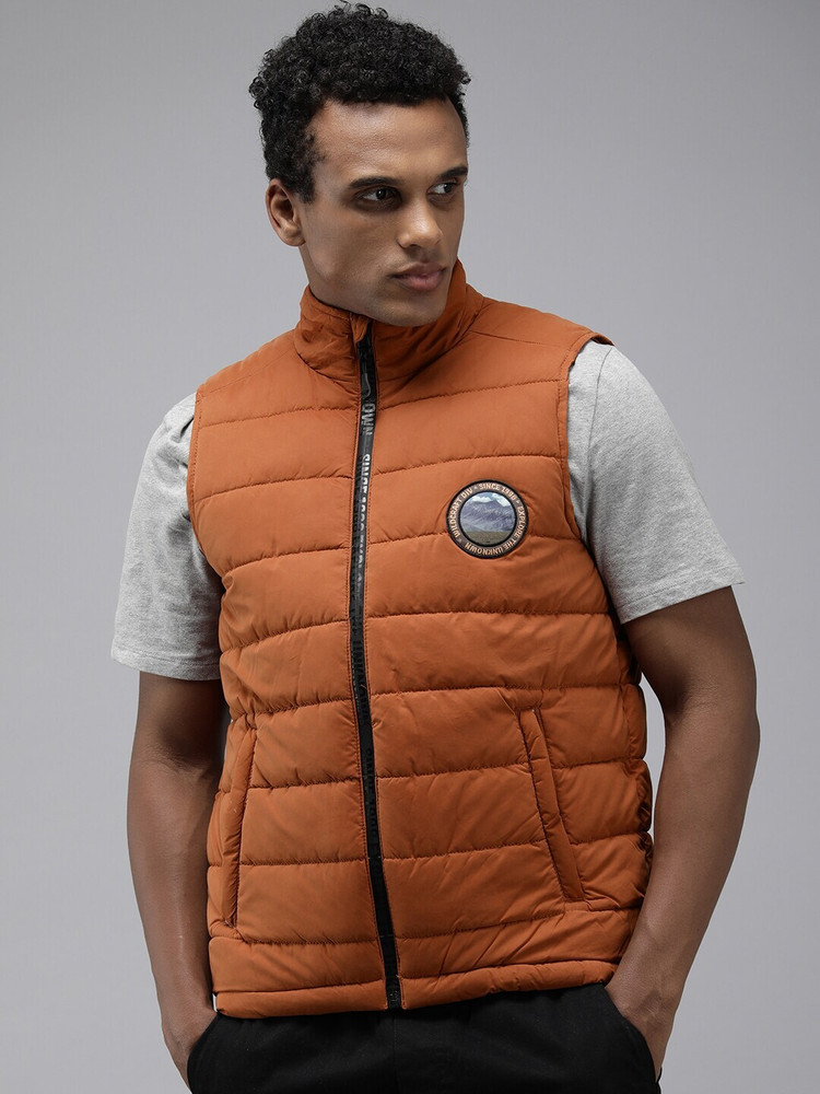 Wildcraft sleeveless jackets hotsell