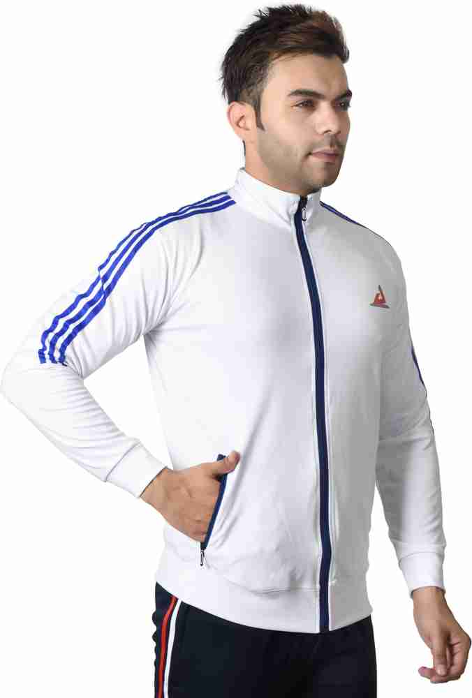 Jacket store for gym