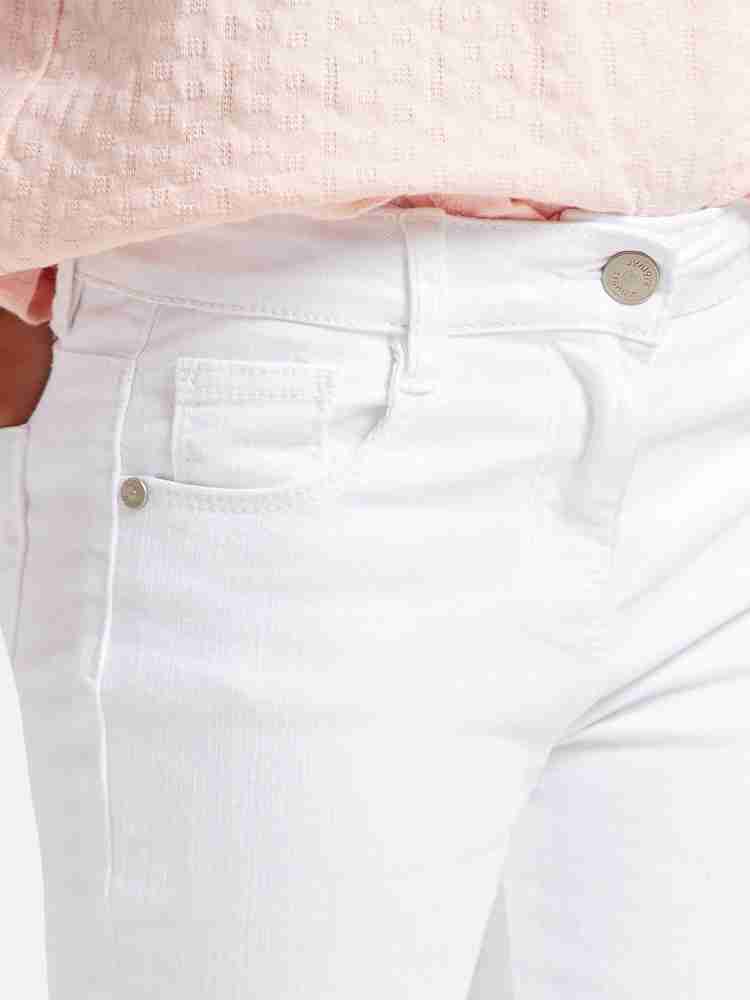 Juniors white jeans top