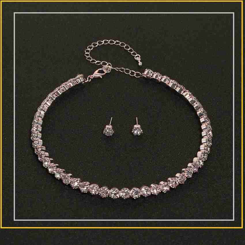 Small diamond necklace set top