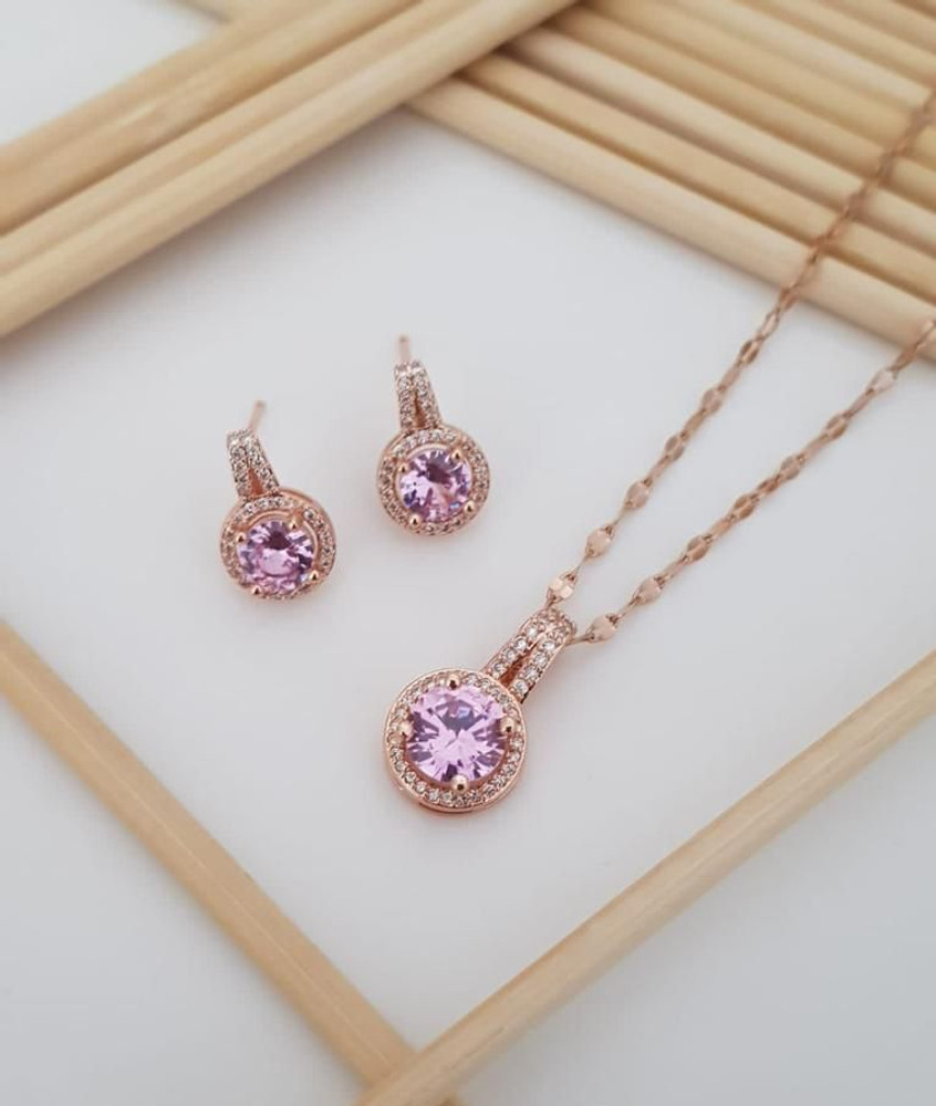 Rose gold accessories jewellery shop