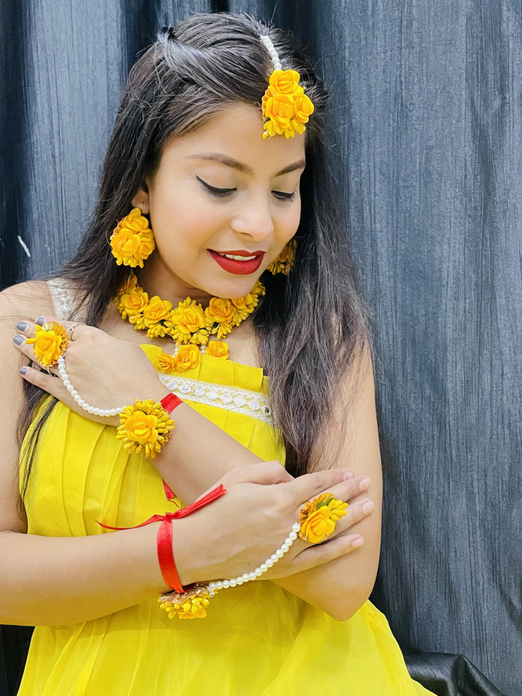 SHAGUN FASHION BOUTIQUE Fabric Yellow Jewellery Set Price in India Buy SHAGUN FASHION BOUTIQUE Fabric Yellow Jewellery Set Online at Best Prices in India Flipkart