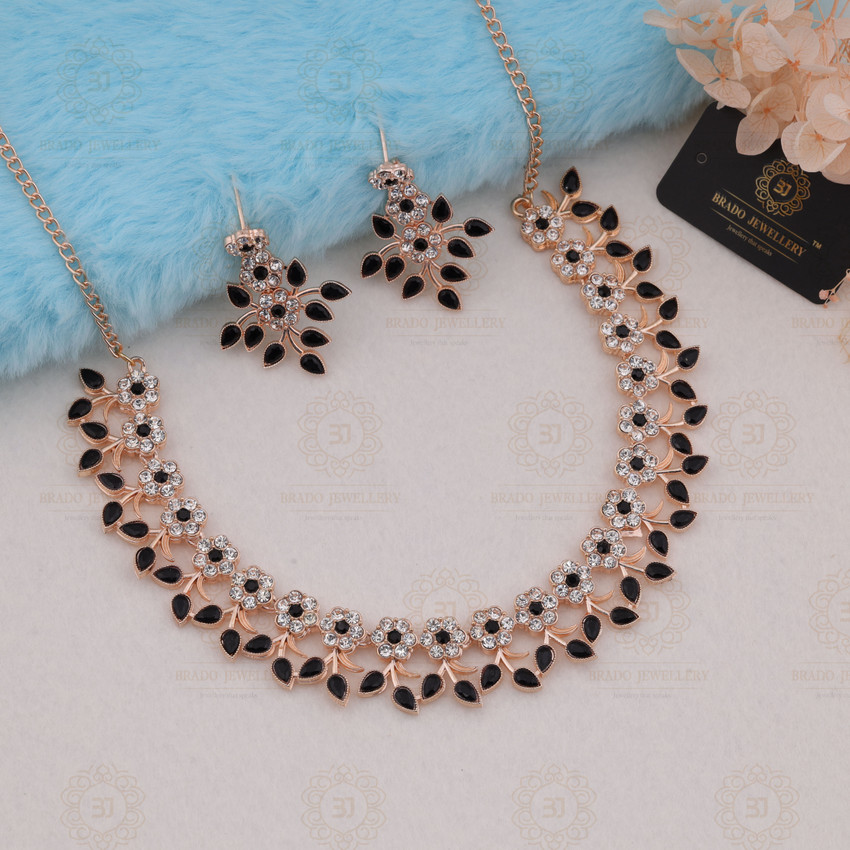 Black colour necklace sets online