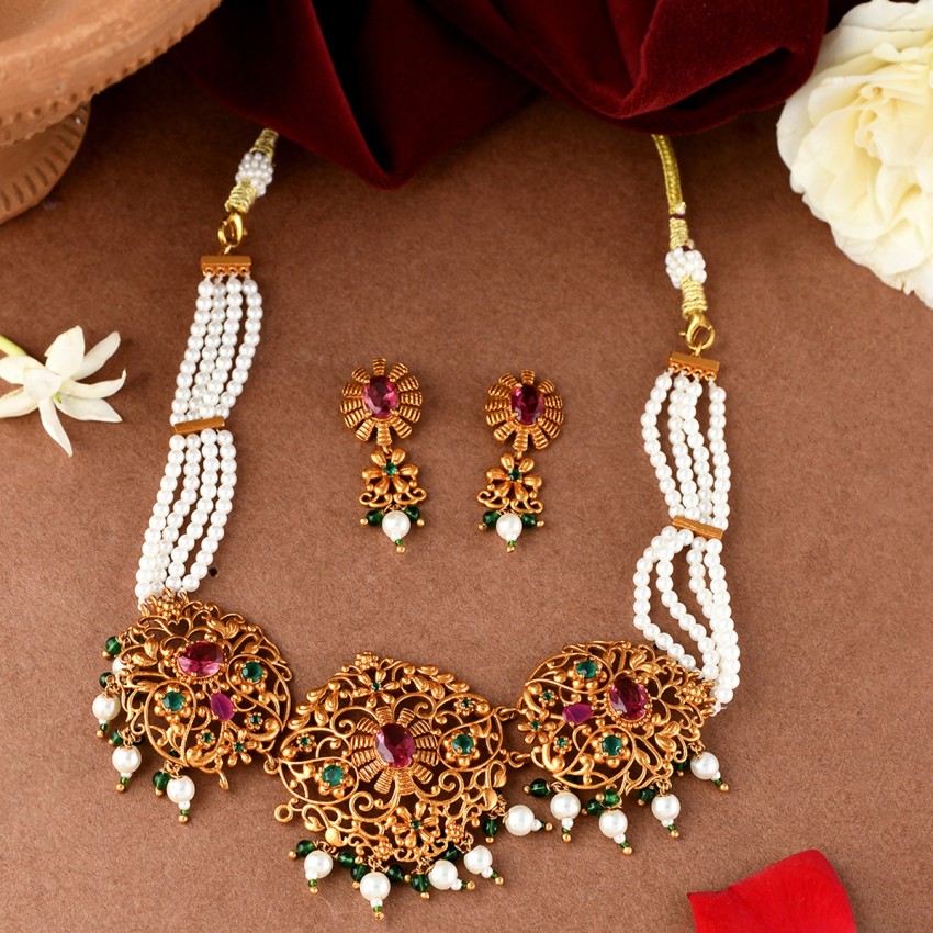 Voylla sale necklace set