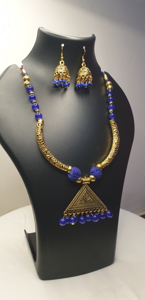 Lac hot sale necklace set