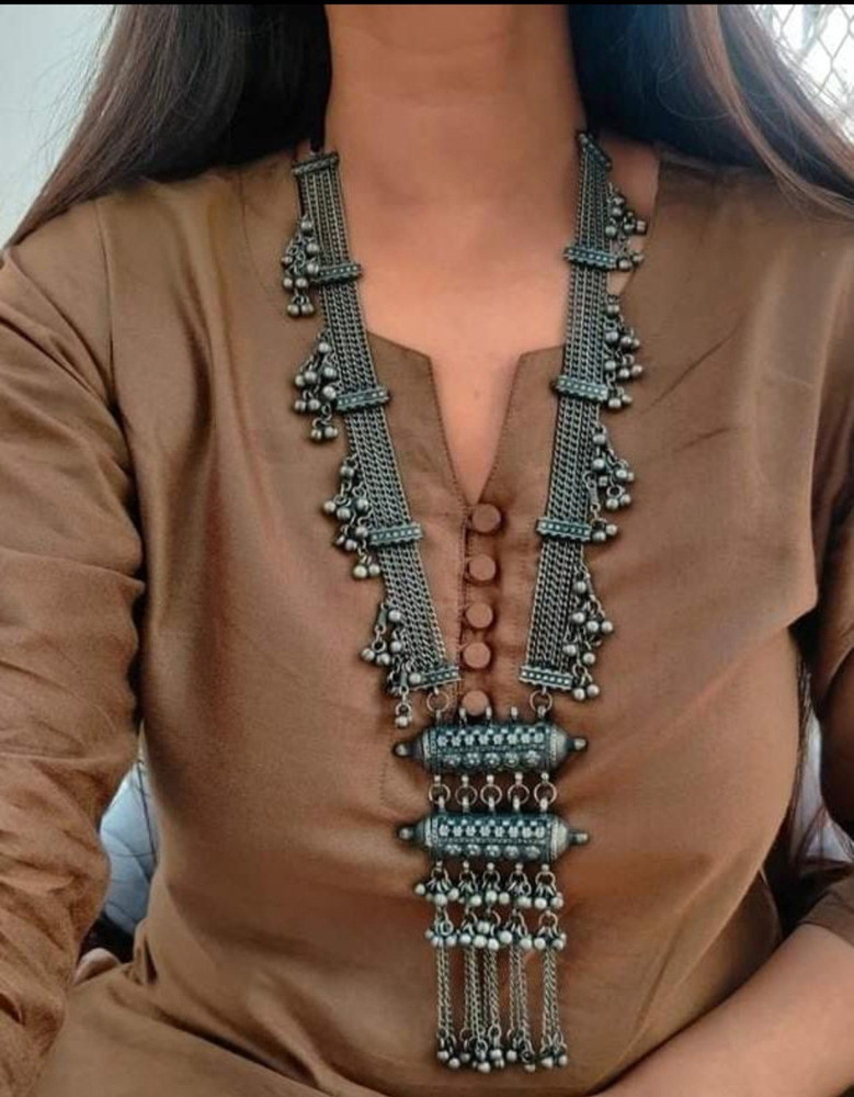 Black metal jewellery flipkart hotsell
