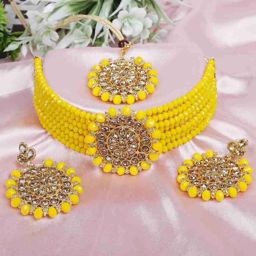 Yellow colour necklace on sale