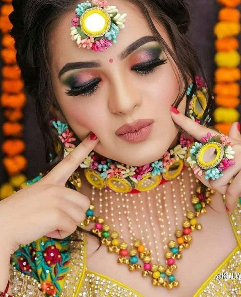SHINE STAR Fabric Dori Plastic Alloy Paper Gold plated Multicolor Jewellery Set Price in India Buy SHINE STAR Fabric Dori Plastic Alloy Paper Gold plated Multicolor Jewellery Set Online at Best Prices...