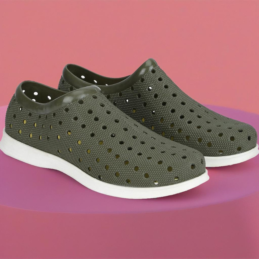 Bata rainy shoes and monsoon shoes best sale