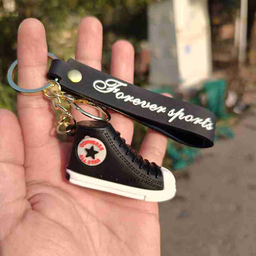 Keychain converse hotsell