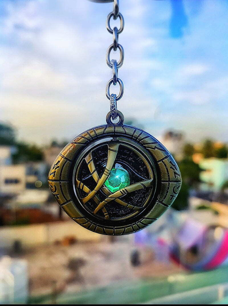 Doctor strange eye shop of agamotto keychain