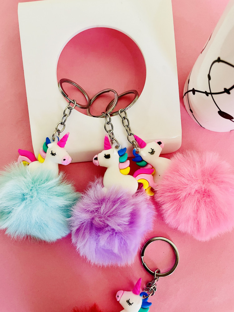 Unicorn pom top pom keyring