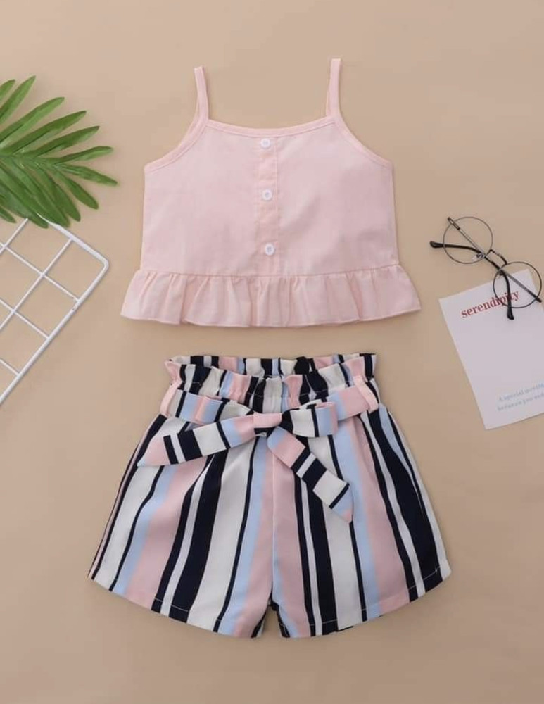 Shorts y tops store
