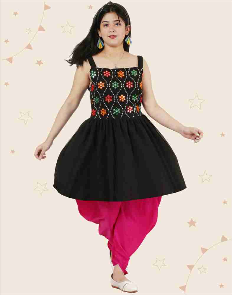 Girl deals dress kurta