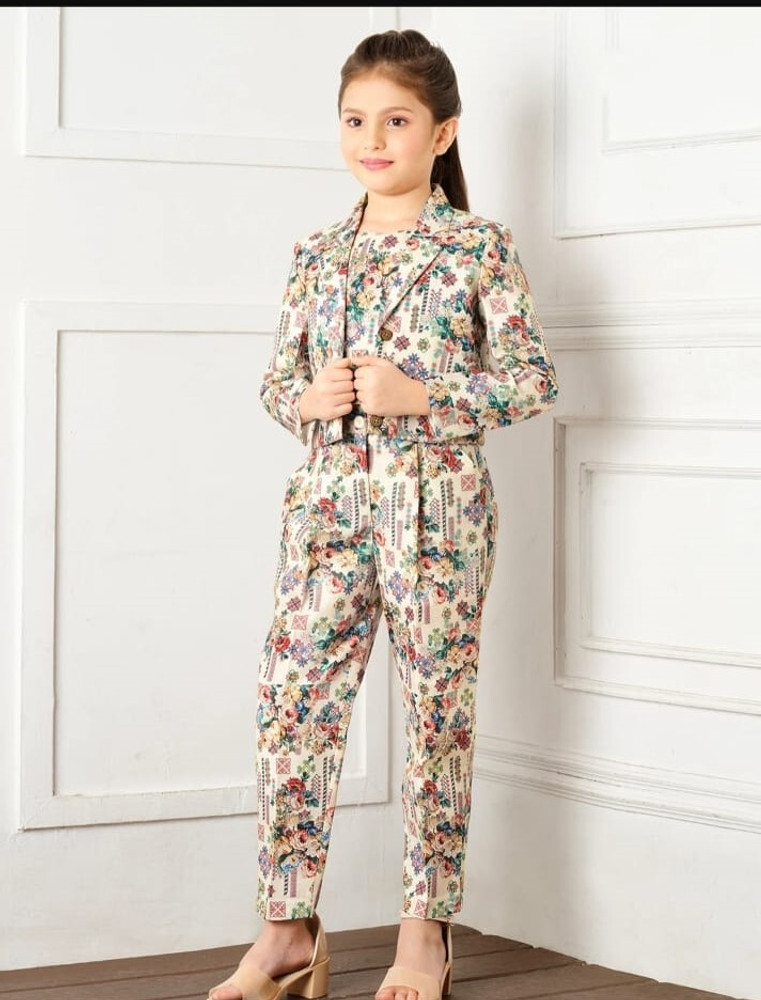 wardrobevilla Baby Girls Casual Top Pant Jacket Price in India Buy wardrobevilla Baby Girls Casual Top Pant Jacket online at Flipkart
