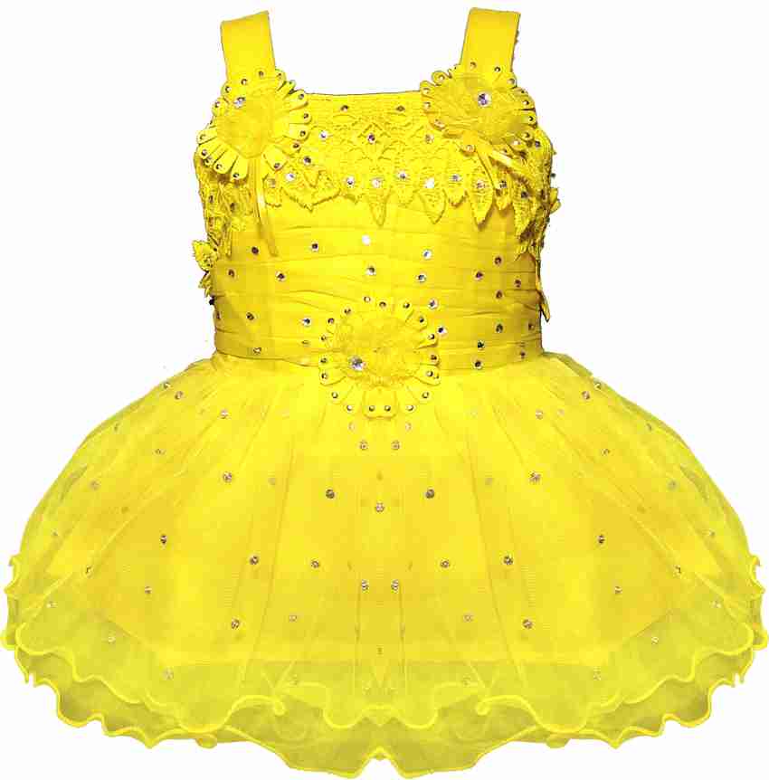 Baby girl store in yellow dress