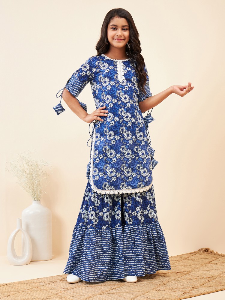 Find modish kurti with pant online at Go Colors