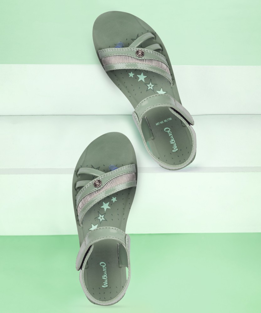 Girls sandals online flipkart