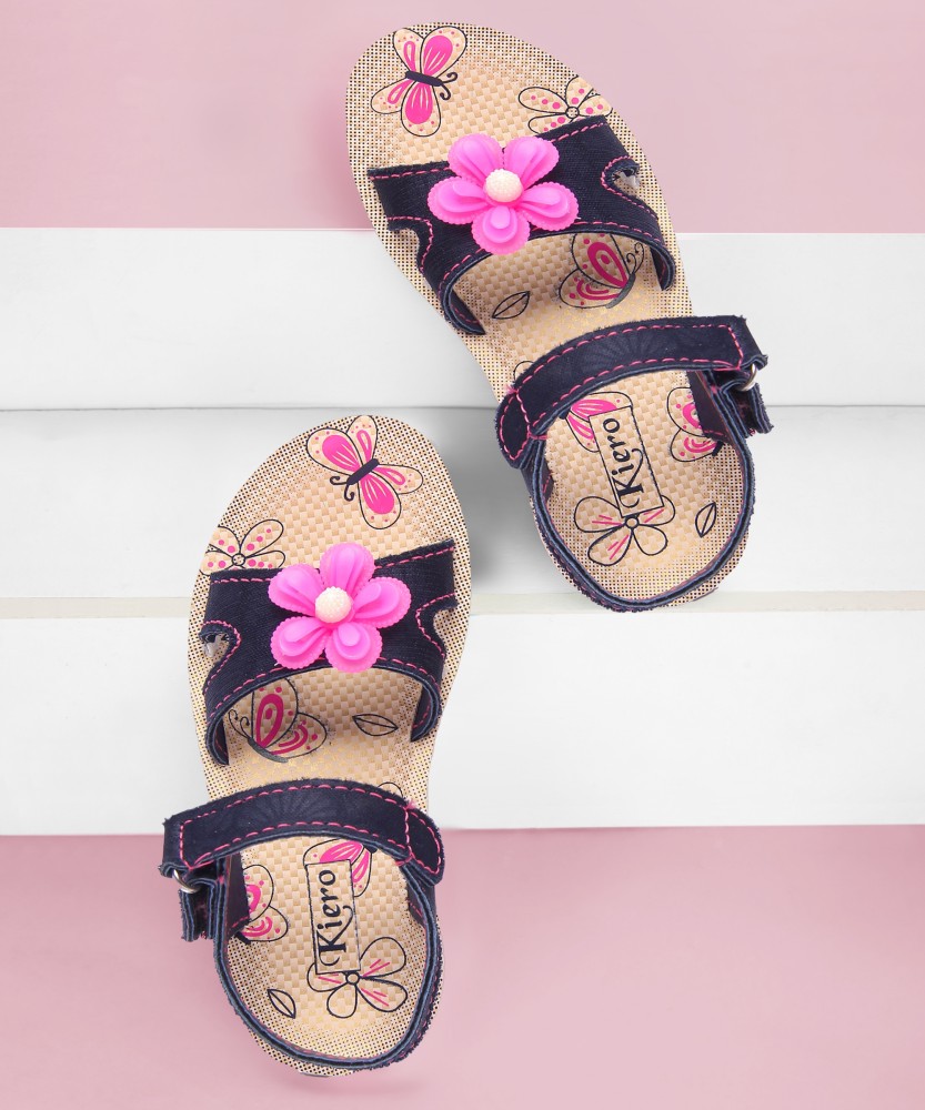 Strappy discount velcro sandals