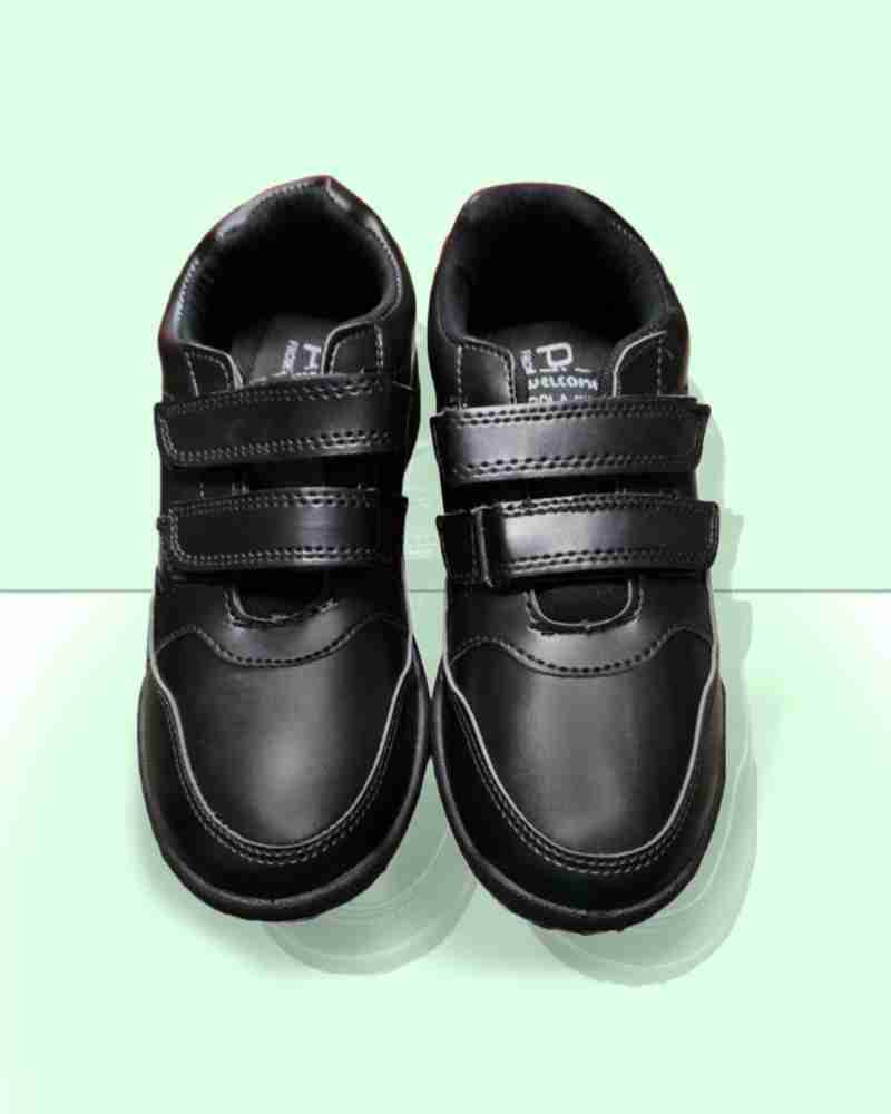 Black velcro tennis sales shoes