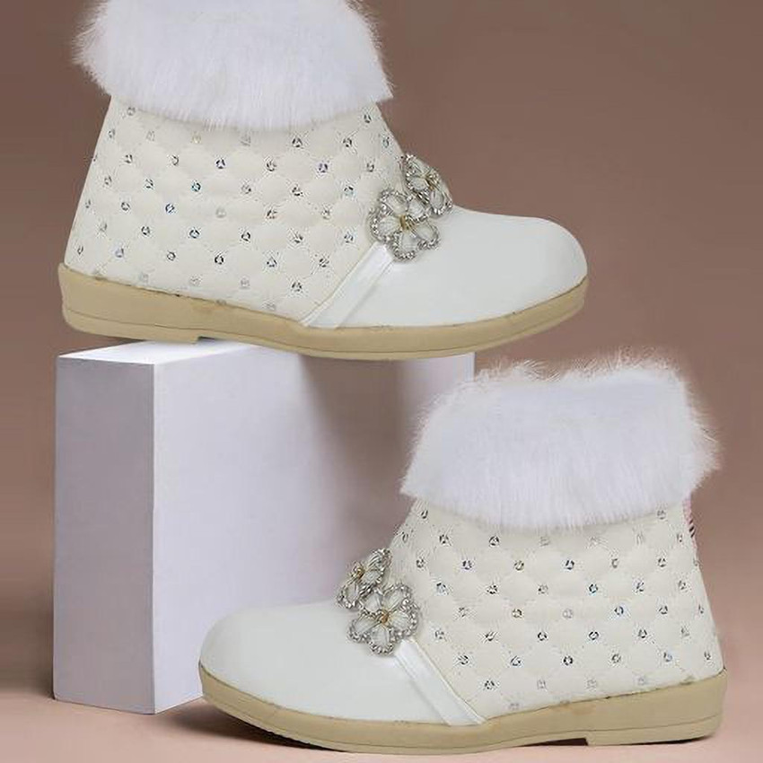 Kids white discount boots
