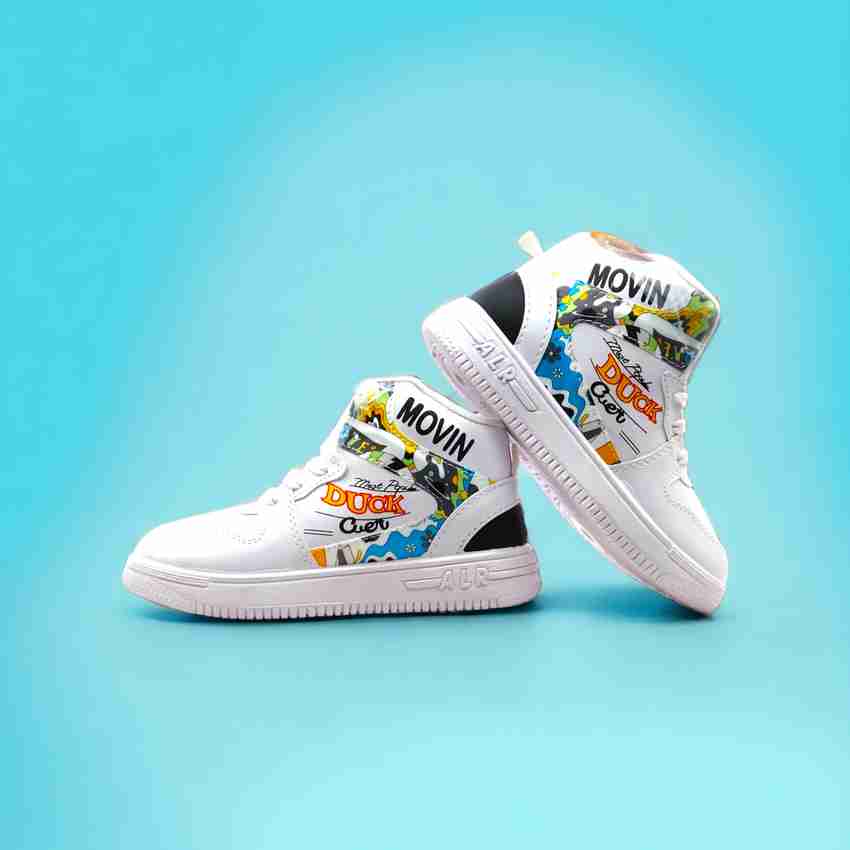 Green comfort sneakers 2025