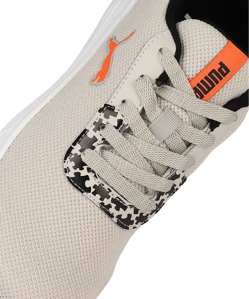 Puma 18 shoes price shop