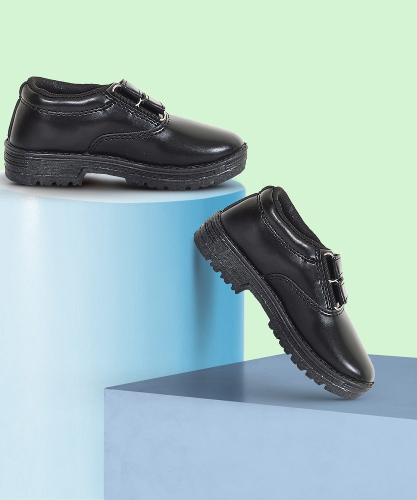 Flipkart on sale school shoes