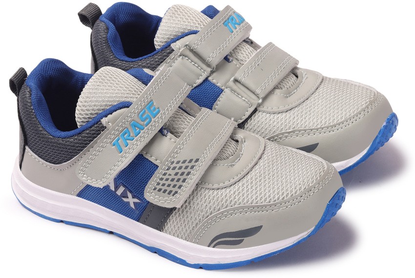 Sports shoes for 7 year hot sale old boy