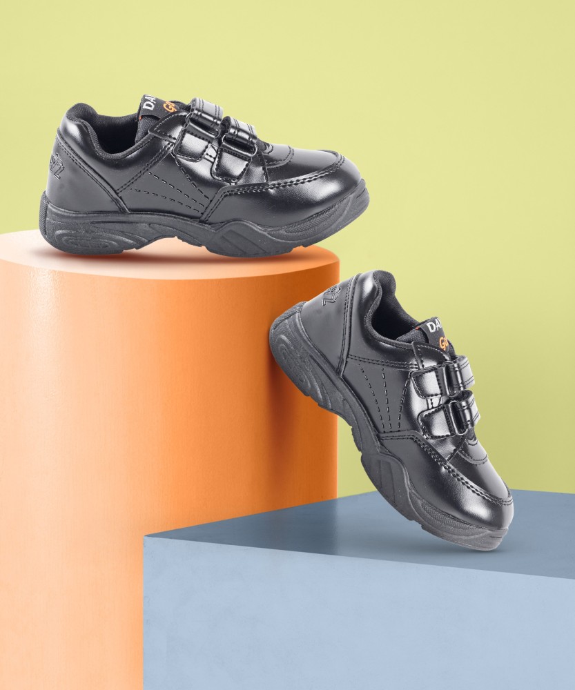 Flipkart school shoes online