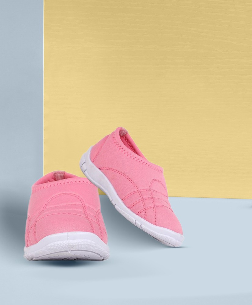 Footwear for girls on sales flipkart