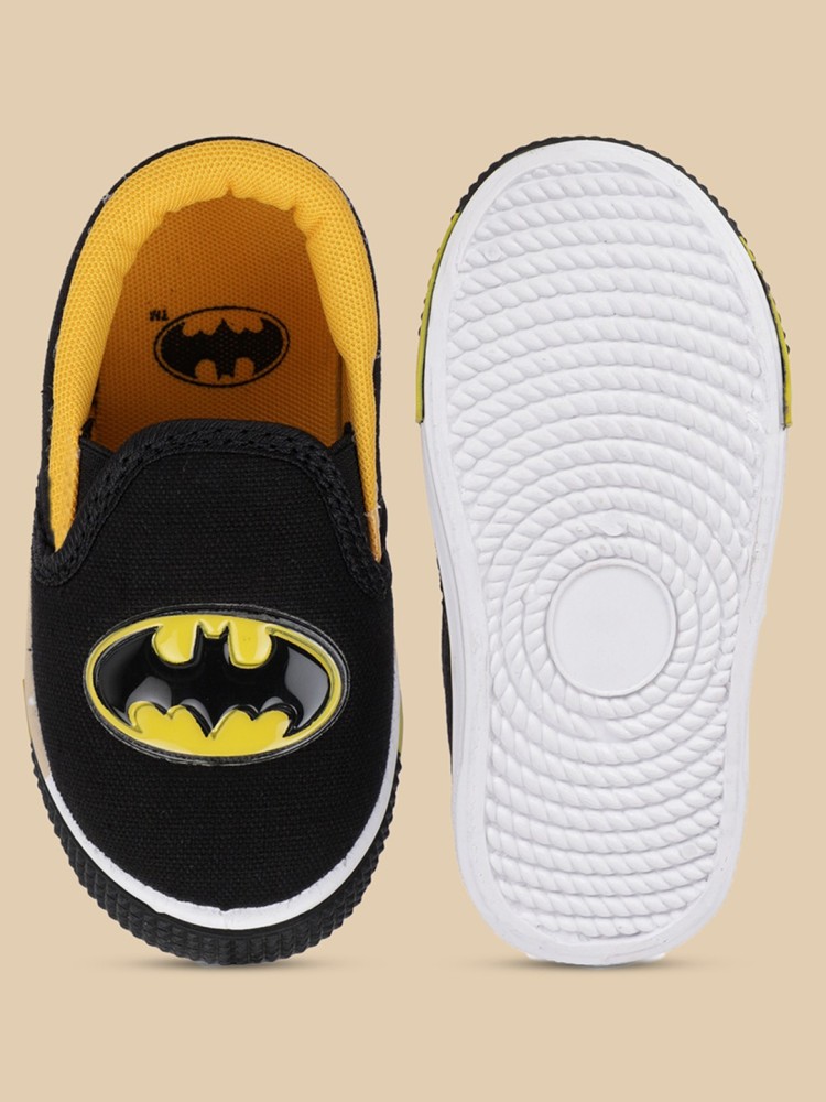 Baby hot sale batman shoes