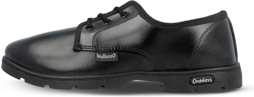 Walkaroo hot sale school shoes