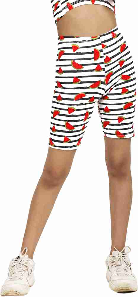 Chica deals en shorts