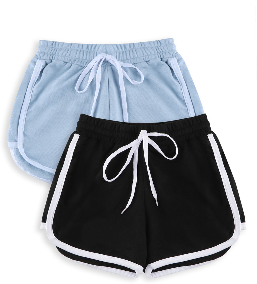 Niño con short outlet