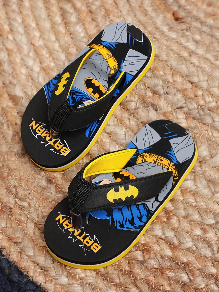 Boys batman best sale flip flops