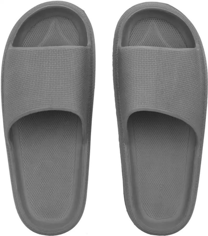 Kids best sale grey slippers