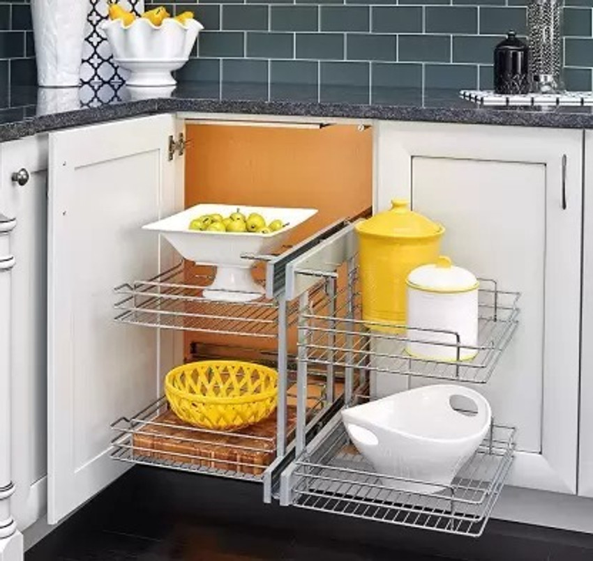 Magic corner top in kitchen