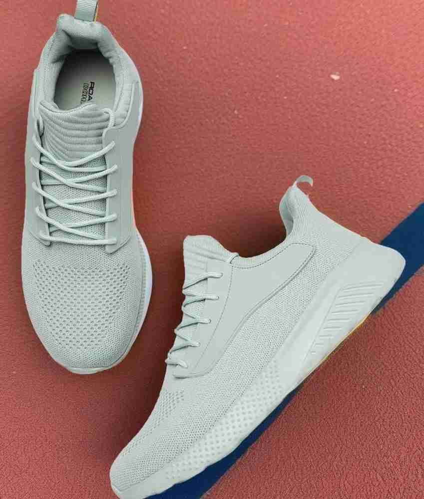 Roadster sale sports shoes