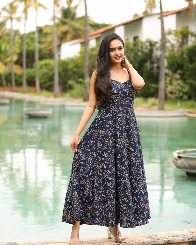 HKBDFAB Straight Gown Price in India  Buy HKBDFAB Straight Gown online at  Flipkartcom