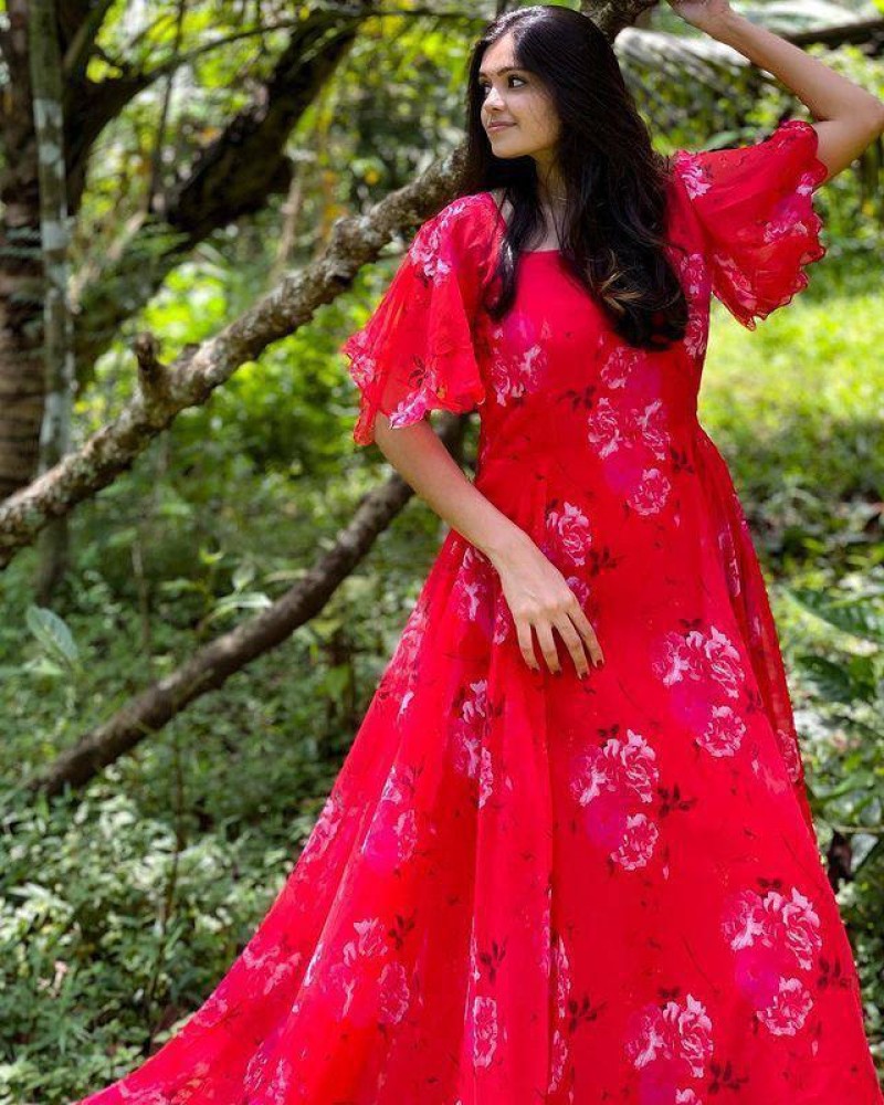 Flipkart 2025 red gown