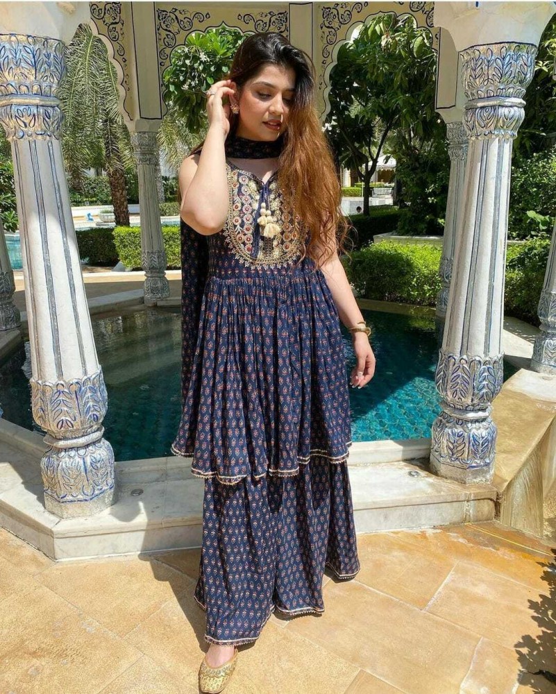 Kurti with sharara clearance suit