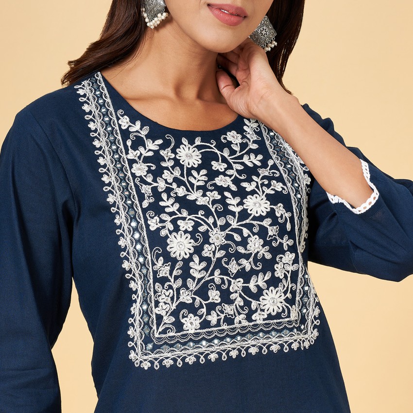 Rangmanch by Pantaloons Women Embroidered Straight Kurta - Buy Rangmanch by Pantaloons  Women Embroidered Straight Kurta Online at Best Prices in India