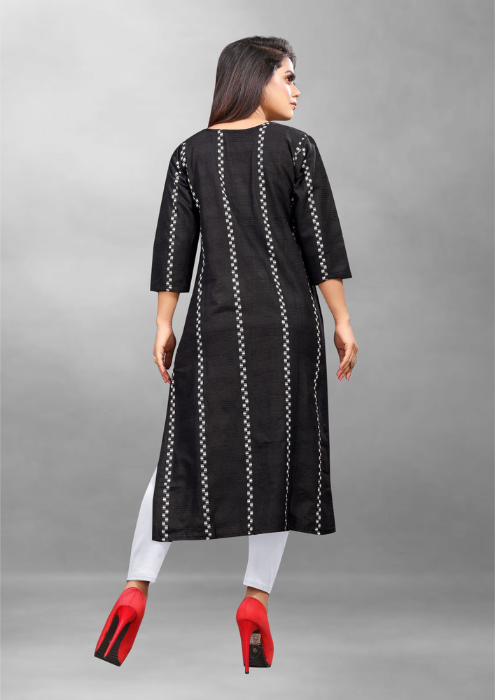 Details 139+ black and white kurti design super hot netgroup.edu.vn