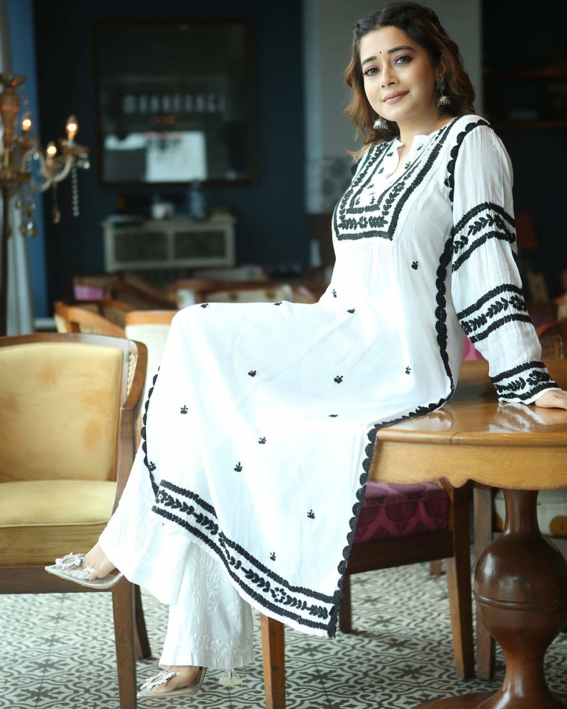 Flipkart sale white kurti