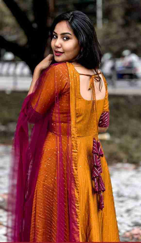Anarkali hotsell dress photoshoot