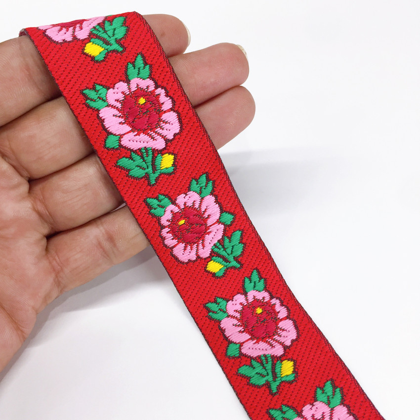 Lami Red Jacquard Pink Rose Flower Design Lace Border Lace Reel